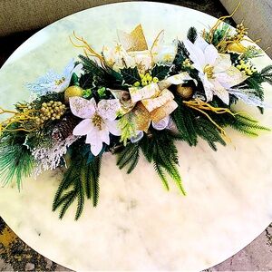 Christmas centerpiece, Holiday centerpiece, Poinsettia centerpiece